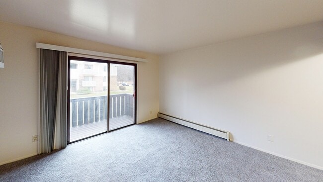 Building Photo - Glen Oaks Apartments