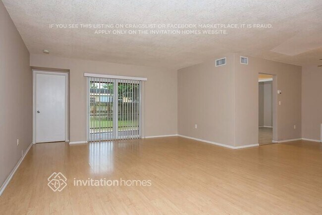 Building Photo - 9020 SW 55th Ct