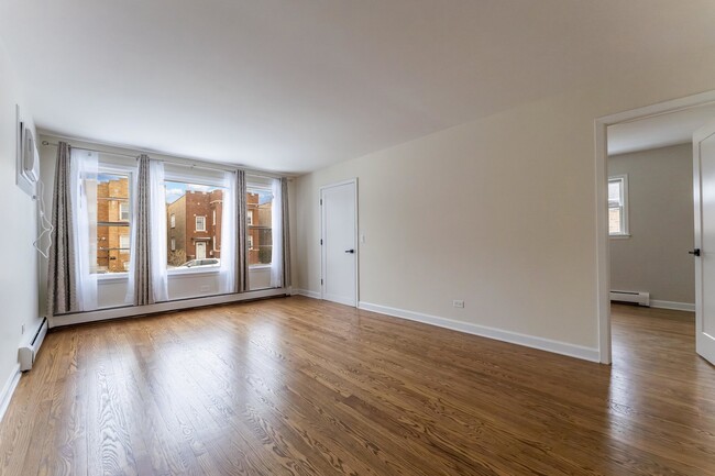 Foto del edificio - 6031 W Addison St