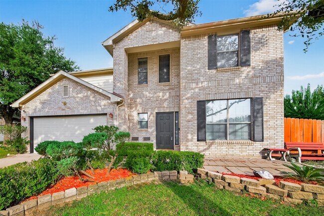 Foto del edificio - 21515 White Falls Ln