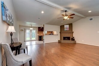 Building Photo - 931 Grand Jct Dr