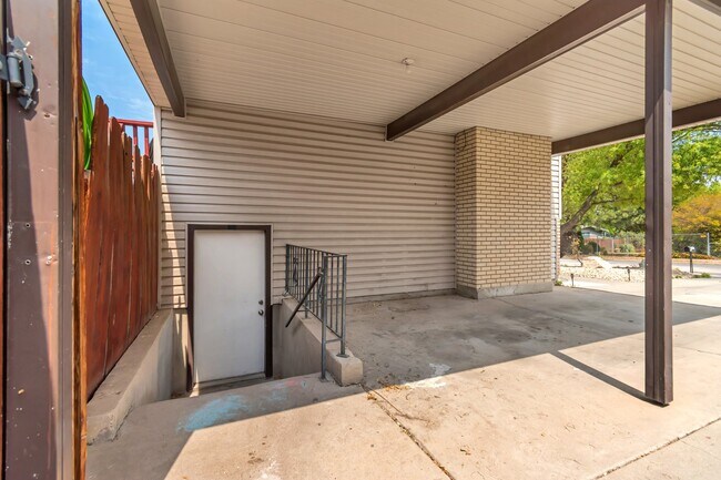 Building Photo - 5128 S 3760 W