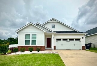 Building Photo - 5021 Caracara Dr