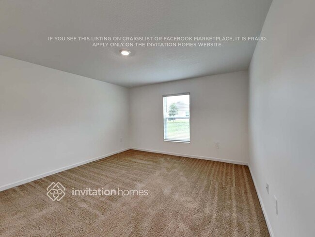 Foto del edificio - 3091 Blue Bonnet Ln