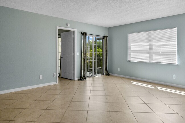 Foto del edificio - 1604 SE Green Acres Cir