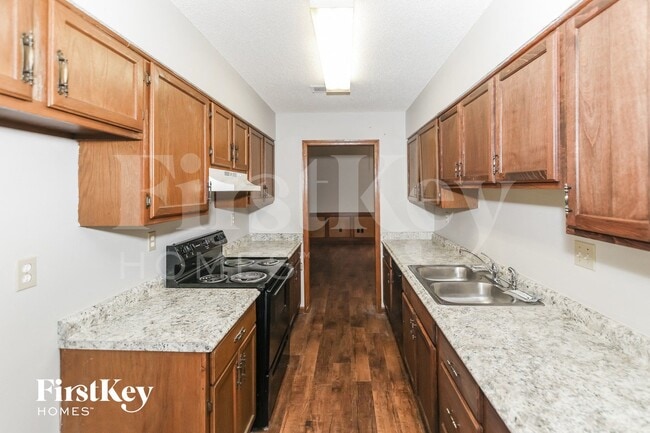 Building Photo - 3083 Dumbeath Rd