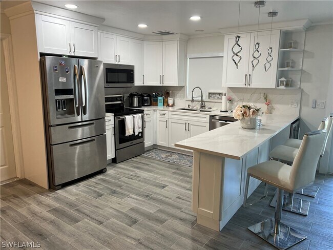 Building Photo - 13319 Marquette Blvd