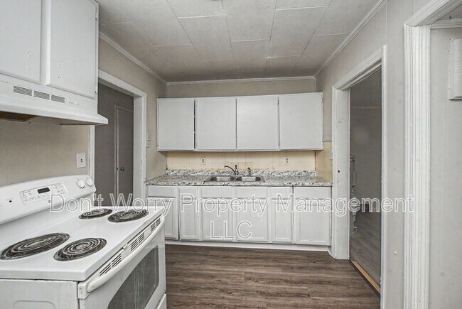 Foto del edificio - 1216 Lolly Ln