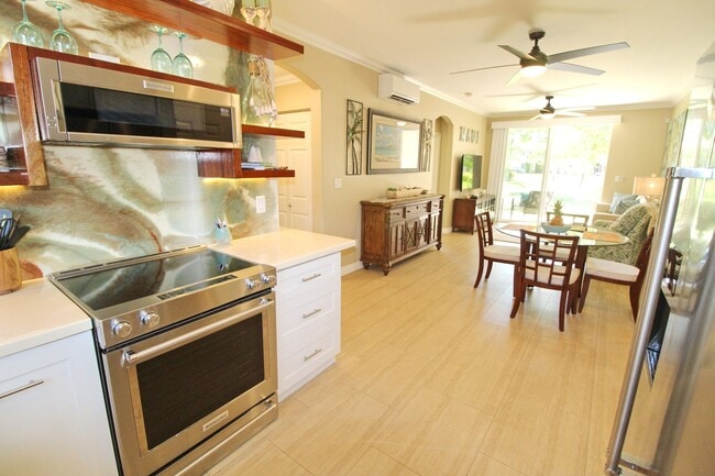 Building Photo - Beach Style 2 bed/2bath Luxury Condo - Finely Furnished - Steps from the Beach - Resort Amenities -