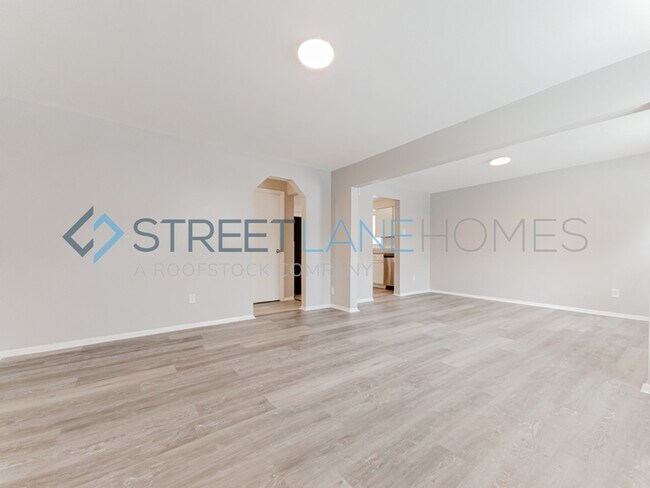 Building Photo - Charming 2 bedroom home in Ferguson!