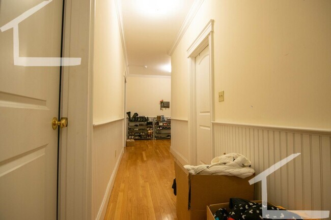 Foto del edificio - 27 Glenville Ave