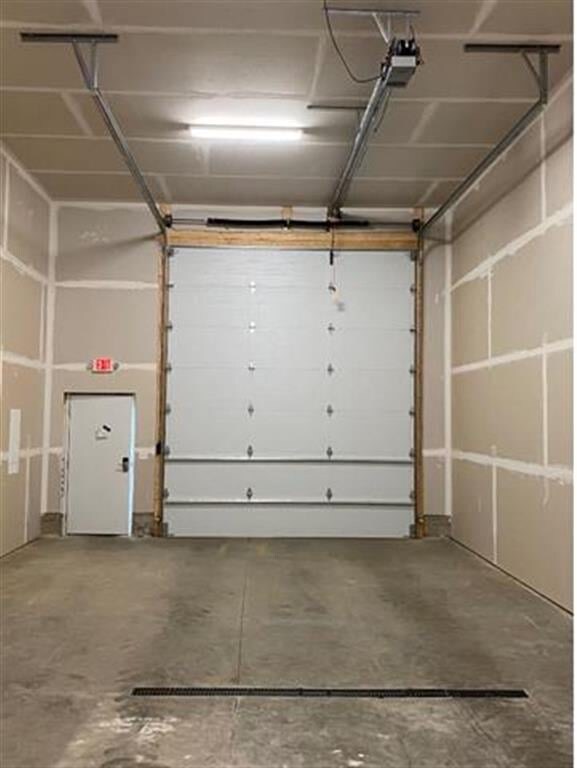 Building Photo - 3680 Fast Ln