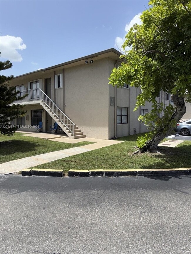 Building Photo - 15324 SW 72nd St