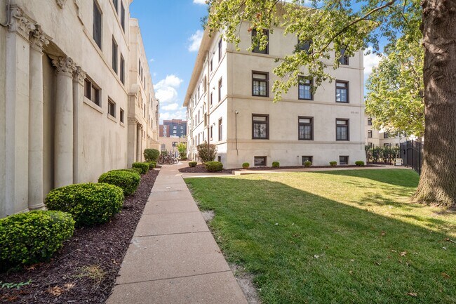 Building Photo - 603 Westgate Ave