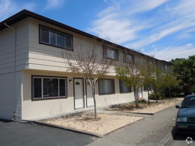 Building Photo - 1329 Edwards Ave