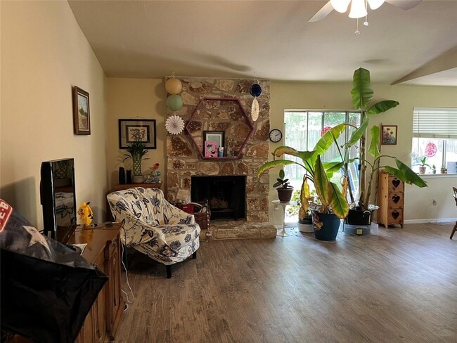 Foto del edificio - 12214 Forsythe Dr