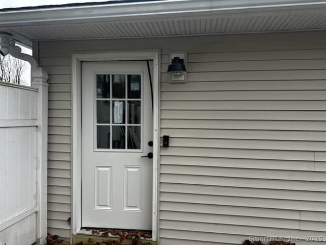 Building Photo - 281 Spring St