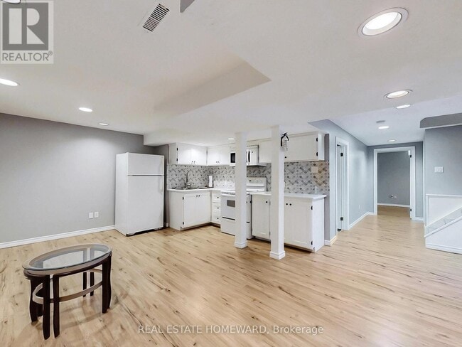Building Photo - 106 Walton Dr