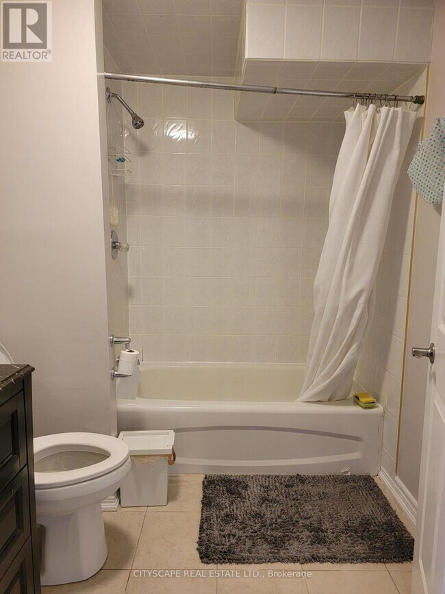 Building Photo - 593 Ray Lawson Blvd