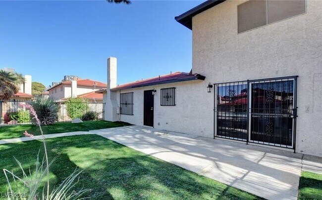 Foto del edificio - 1276 E Hacienda Ave