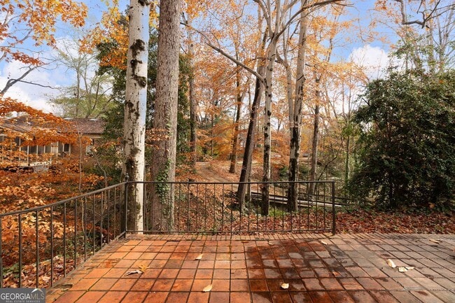 Foto del edificio - 444 Burlington Rd NE