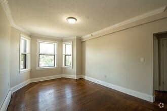 Building Photo - 24 Seaver St