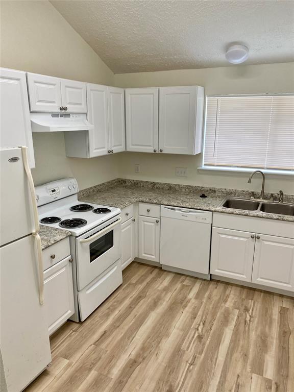 Foto del edificio - 1534 Ridge Hollow Dr