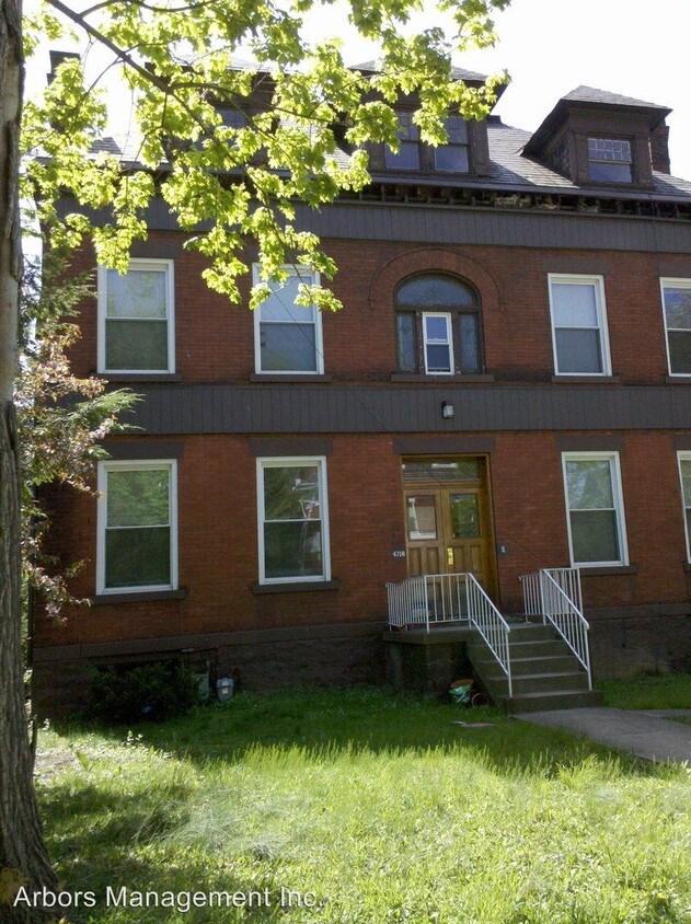 Primary Photo - 4716 Wallingford St