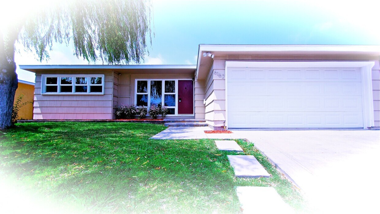 Primary Photo - 6162 Dorothy Dr