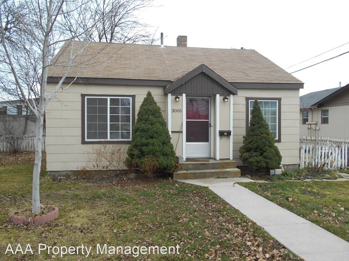 Primary Photo - 2 br, 1 bath House - 3005 W. Hazel St