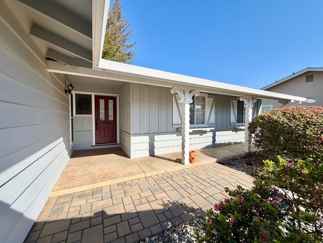 Building Photo - 3 Bedroom 2 Bathroom Napa Brown's Valley Home