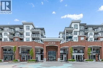 Building Photo - 2180 Kelly Ave
