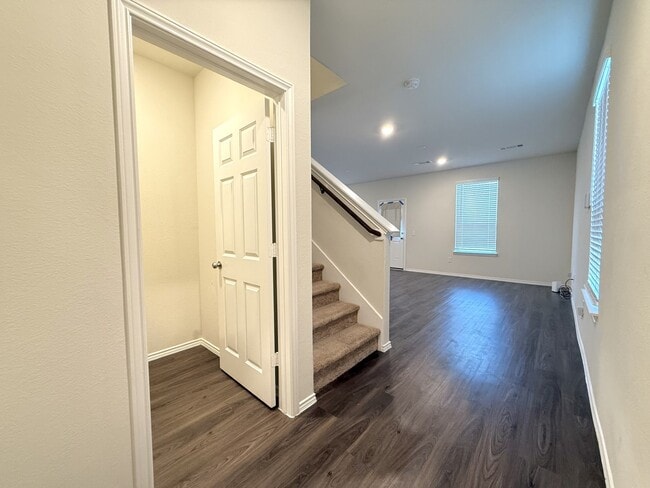 Building Photo - 5911 Dry Brush Pl