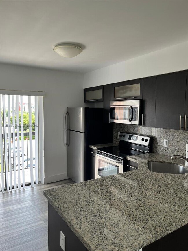 Foto del edificio - 5400 W 21st Ct