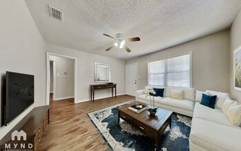 Building Photo - 108 N Avenue V