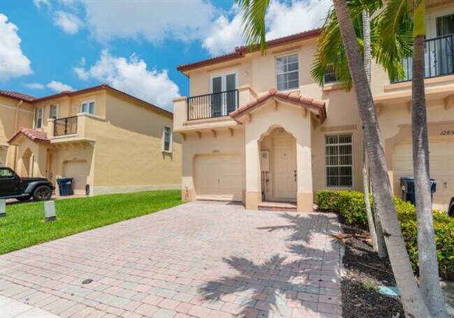 Foto del edificio - 12853 SW 134th St