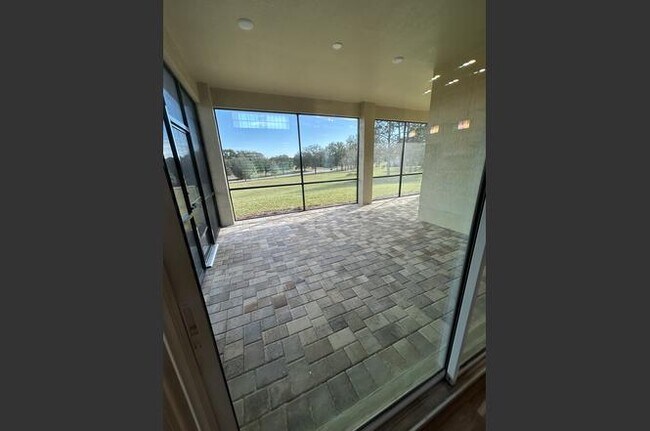 Foto del edificio - 307 W Redsox Path