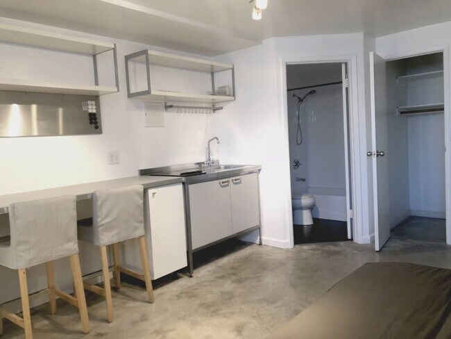 Foto del edificio - Small cute Studio Potrero Hill. Gustavo Lo...