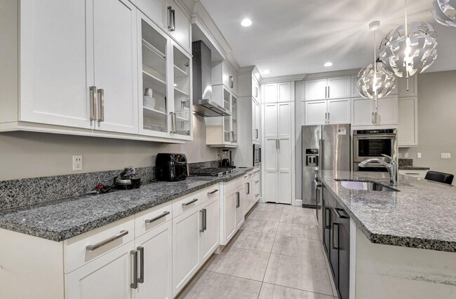 Foto del edificio - 5209 Beland Dr