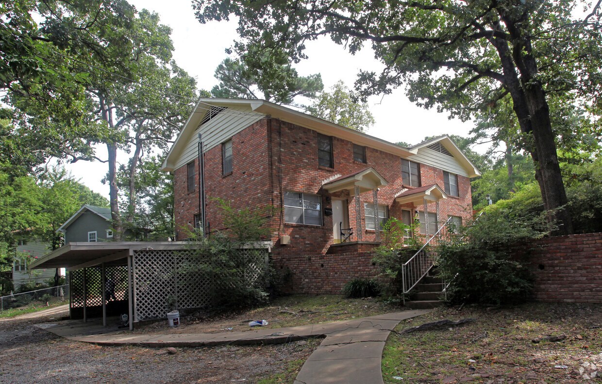 10211023 Kavanaugh Blvd, Little Rock, AR 72205 Apartments in Little