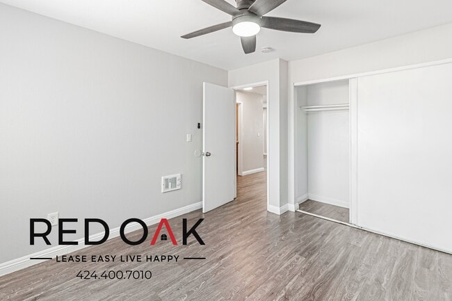 Foto del edificio - 585 N Dudley St