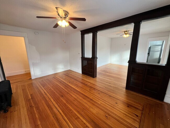 Foto del edificio - 25-27 Maple St