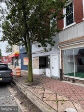 Building Photo - 504 N High St