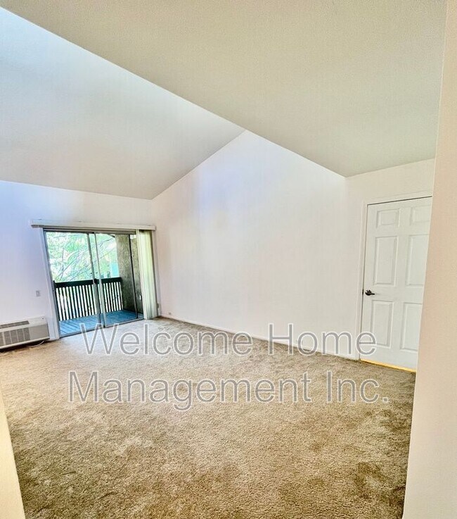 Foto del edificio - 1240 Walker Ave