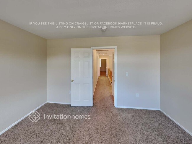 Building Photo - 10928 Salernes St