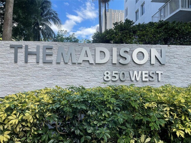 Foto del edificio - 850 N Miami Ave  W-607 Miami Fl 33136