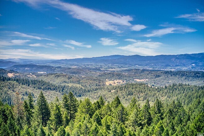 Foto del edificio - 440 Cold Springs Rd