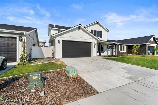 Foto del edificio - Beautiful Home in Fox Tail!