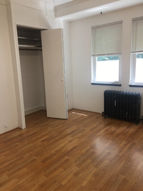 Foto del edificio - 2279 Shady Ave