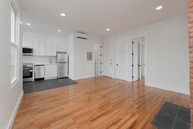 Foto del edificio - 120 Bowers St